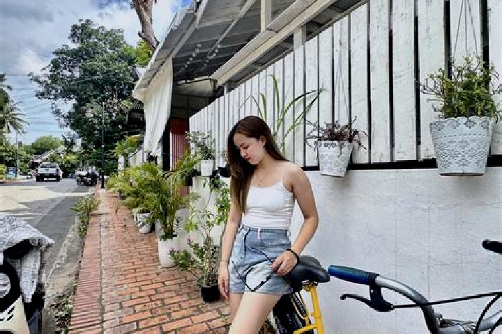 Clara, 30 — Escort in Viangxai, Laos