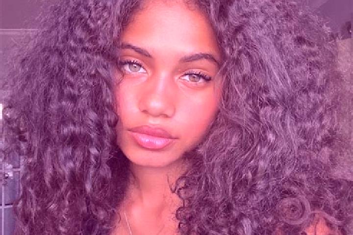 Clara, 31, a brunette blue-eyed ebony companion based in Bischweier. Offering GFE, Couples, Domination, Travel Companion. Available for incall and outcall, d...
