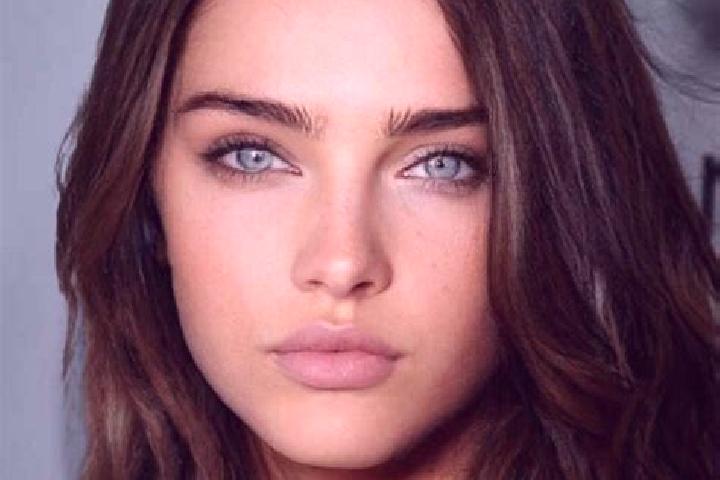 Clara, 31, a brunette brown-eyed european companion based in Jeongnyang. Offering A-Level, BDSM, Prostate Massage, Striptease. Available for incall and outca...