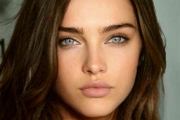 Clara, 31, a brunette dark-eyed caucasian companion based in Watzerath. Offering Party Girl, CIM, Domination, Couples, Travel Companion. Available for incall...
