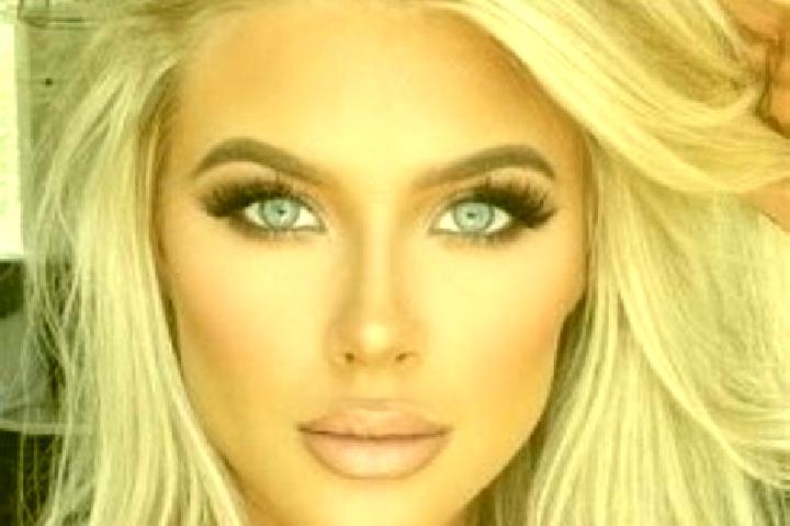 Clara, 31, a platinum blonde brown-eyed ebony companion based in Kirchrode. Offering BDSM, Duos, Domination. Available for incall and outcall, overnight book...