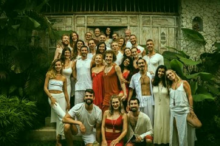 Clara, 31, a red dark-eyed middle eastern companion based in San Antonio de Manu. Offering Party Girl, Girlfriend Experience, Tantra. Available for incall an...