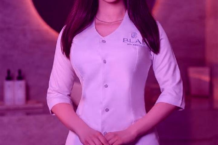 Clara, 31, a red green-eyed european companion based in Upper Gilgil. Offering Travel Companion, Tantra, Erotic Massage, Couples. Available for incall and ou...