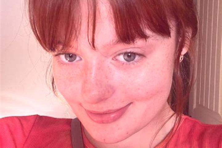 Clara, 31, a red grey-eyed middle eastern companion based in Tracy City. Offering Dinner Date, BDSM. Available for incall and outcall, day and evening dates.