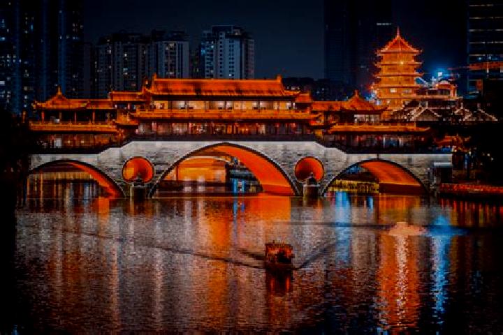 Clara, 31 — Escort in Huaxi, China