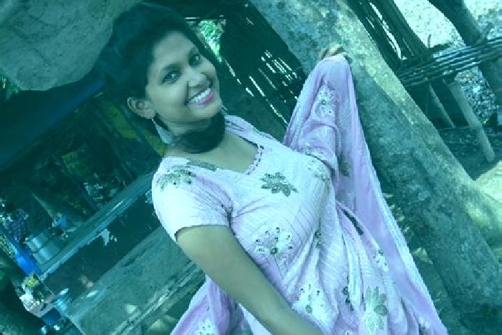 Clara, 31 — Escort in Jhajha, India