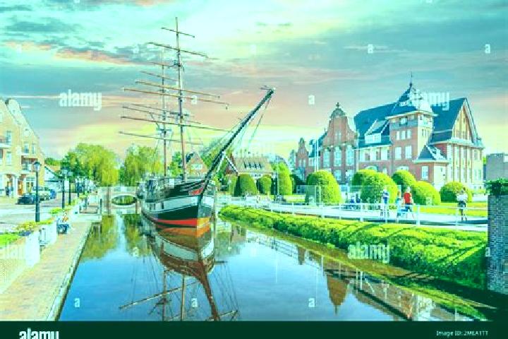 Clara, 31 — Escort in Papenburg, Germany