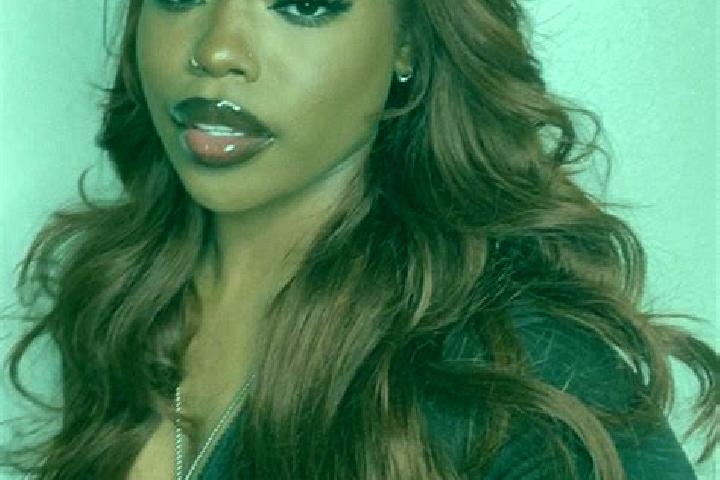 Clara, 32, a auburn amber-eyed ebony companion based in Lughetto. Offering Party Girl, Tantra. Available for incall and outcall, overnight bookings available.