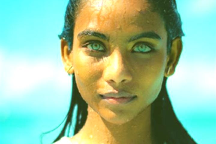 Clara, 32, a auburn blue-eyed indian companion based in Lorvao. Offering Erotic Massage, Prostate Massage, 69, Duos, CIM. Available for incall and outcall, o...