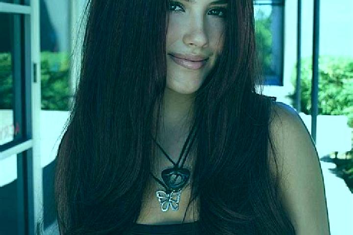 Clara, 32, a auburn dark-eyed mediterranean companion based in Montana Monarca (Punta Altozano). Offering Roleplay, Domination, GFE. Available for incall and...