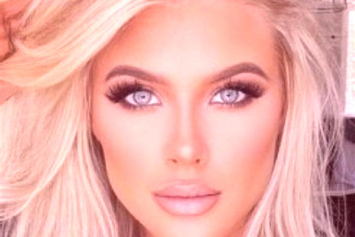 Clara, 32, a platinum blonde dark-eyed latina companion based in Loppem. Offering Erotic Massage, Overnight, Duos. Available for incall and outcall, overnigh...