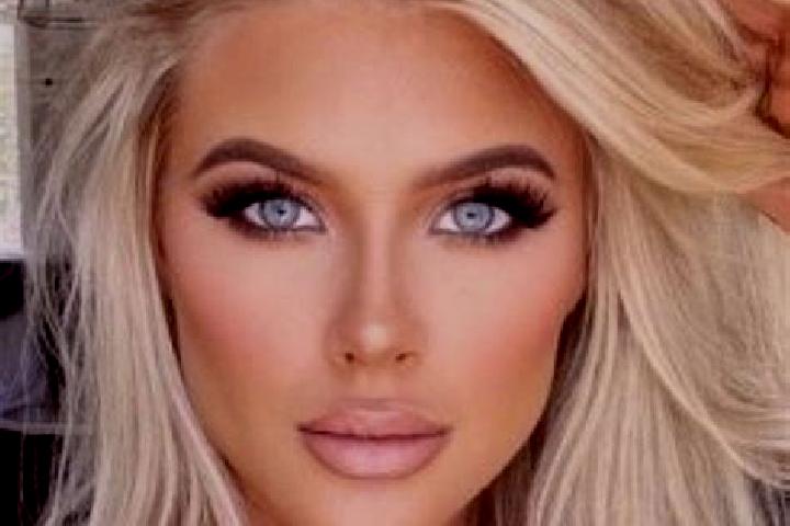 Clara, 32, a platinum blonde grey-eyed european companion based in Donji Zabar. Offering Domination, Duos, Prostate Massage, Dinner Date. Available for incal...