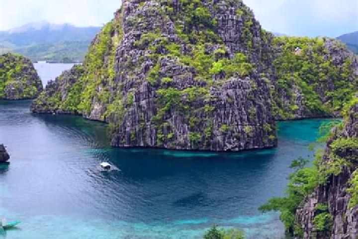 Clara, 32 — Escort in Bay, Philippines