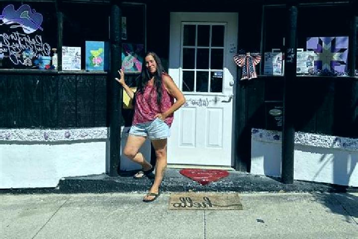 Clara, 32 — Escort in Shaw Heights, United States