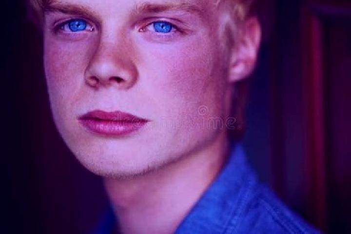 Clara, 33, a blonde blue-eyed ebony companion based in Sobolevo. Offering Deep French Kissing, BDSM, Girlfriend Experience, Dinner Date. Available for incall...