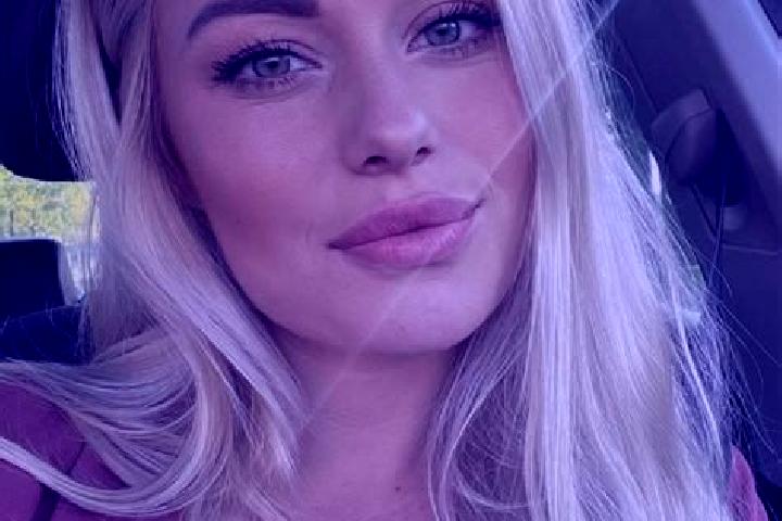 Clara, 33, a blonde hazel-eyed slavic companion based in Haeaedemeeste. Offering Fetish, Girlfriend Experience, 69, Couples, Roleplay. Available for incall a...