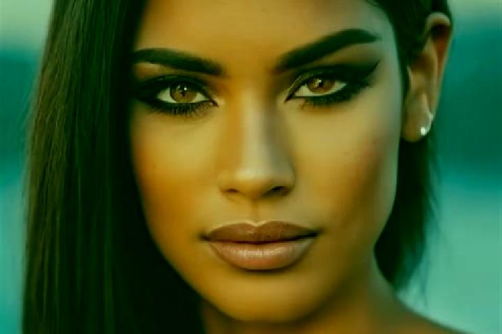 Clara, 33, a dark blonde amber-eyed latina companion based in Navadijos. Offering 69, A-Level, Travel Companion. Available for incall and outcall, day and ev...
