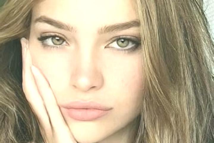 Clara, 33, a dark blonde dark-eyed mediterranean companion based in Koch ang. Offering Fetish, Overnight, Girlfriend Experience, Party Girl. Available for in...