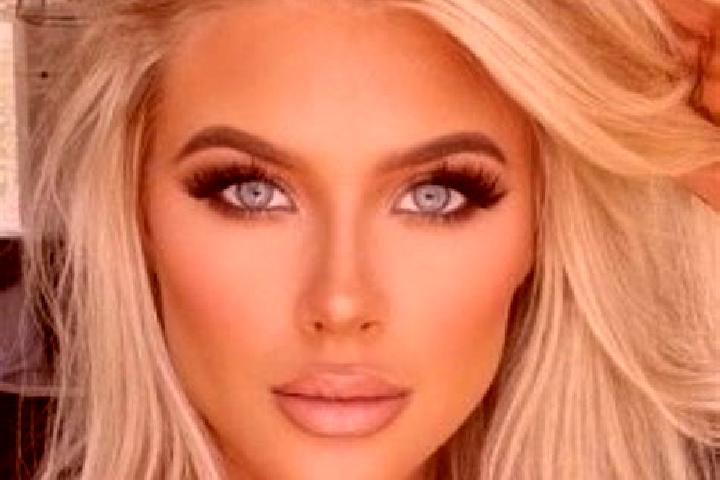 Clara, 33, a platinum blonde grey-eyed mixed companion based in Choroszcz. Offering BDSM, A-Level, Striptease. Available for incall and outcall, day and even...