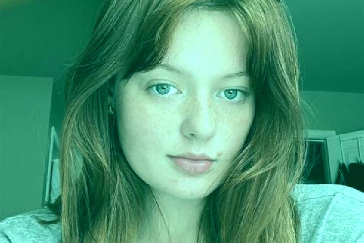 Clara, 33, a red grey-eyed slavic companion based in Oye-et-Pallet. Offering Couples, OWO, BDSM, Striptease. Available for incall and outcall, day and evenin...