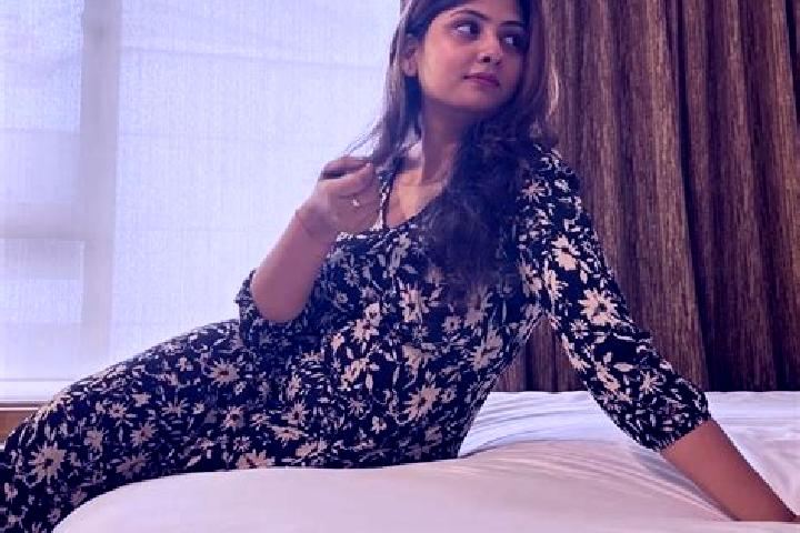 Clara, 33 — Escort in Aluva, India