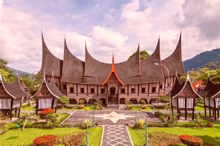 Clara, 33 — Escort in Gadang, Indonesia