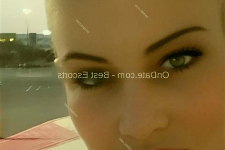Clara, 34 — Escort in Wabasso, United States