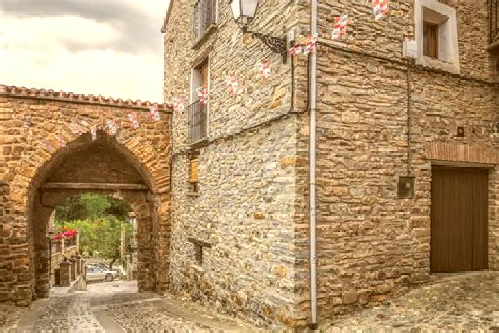 Clara, 34 — Escort in Yanguas de Eresma, Spain