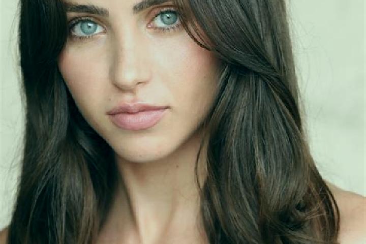 Clara, 35, a brunette grey-eyed caucasian companion based in Vozrozhdeniye. Offering BDSM, Tantra, Prostate Massage, 69. Available for incall and outcall, da...