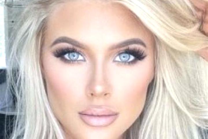 Clara, 35, a platinum blonde hazel-eyed indian companion based in Tolbo. Offering Domination, Girlfriend Experience, Tantra, Overnight. Available for incall ...