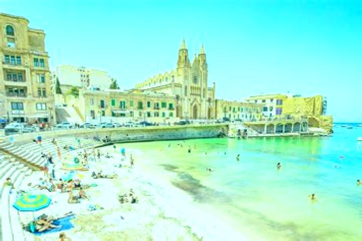 Clara, 35 — Escort in Dayr Ballut, Palestine