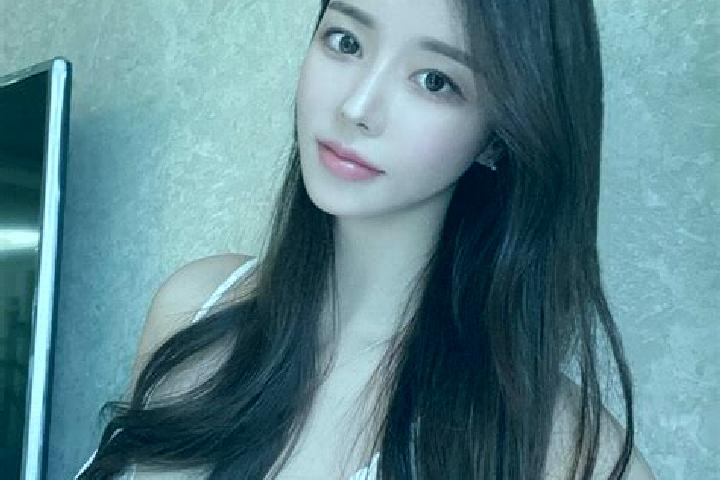 Clara, 35 — Escort in Dongnigu, China
