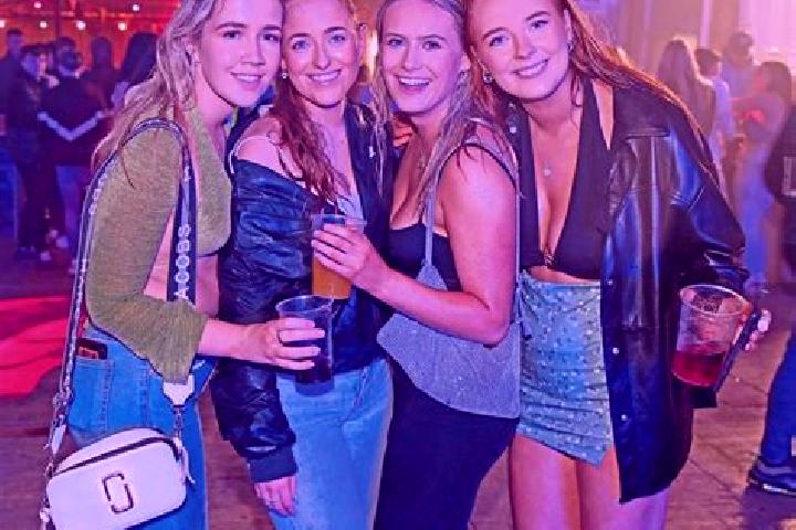 Clara, 35 — Escort in Drumlish, Ireland