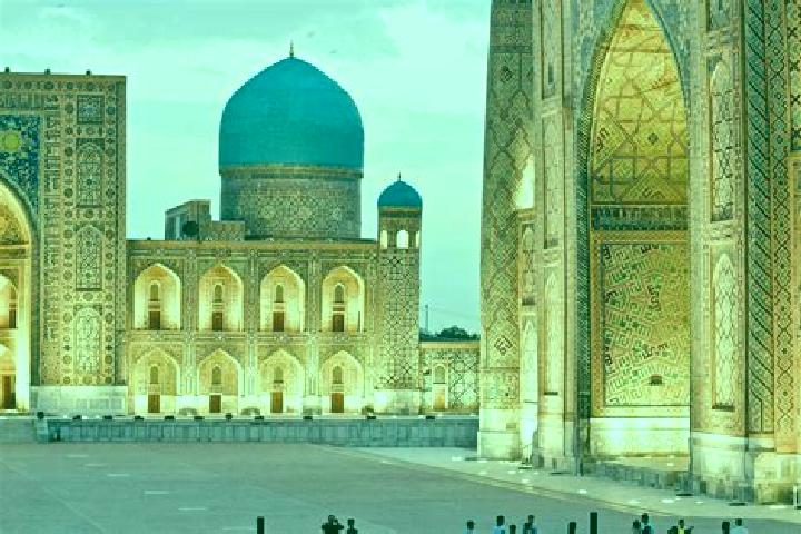 Clara, 35 — Escort in Iskandar, Uzbekistan
