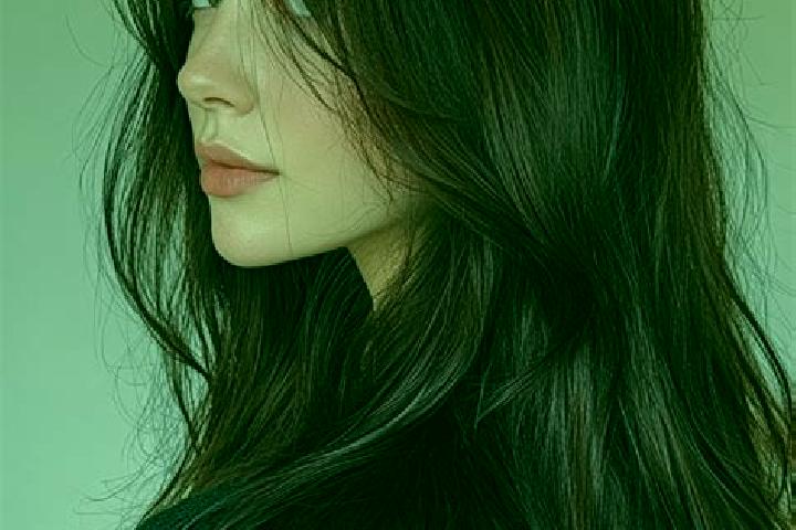 Clara, 36, a auburn dark-eyed asian companion based in Rebolledo de la Torre. Offering GFE, CIM, Roleplay, 69. Available for incall and outcall, day and even...