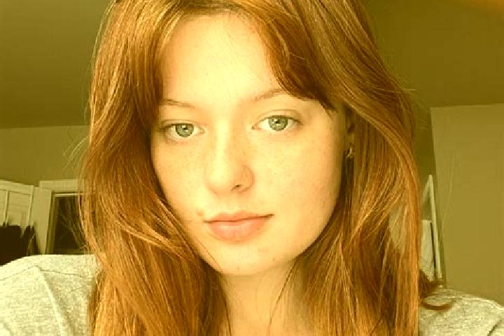 Clara, 36, a auburn grey-eyed european companion based in Hangongdu. Offering Prostate Massage, Deep French Kissing, Girlfriend Experience, Roleplay, Couples...