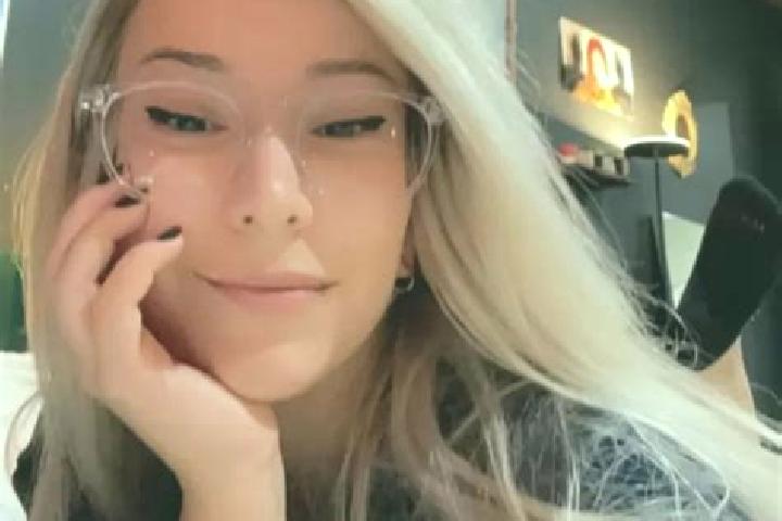 Clara, 36, a blonde grey-eyed caucasian companion based in Marcillat-en-Combraille. Offering Party Girl, Overnight, Erotic Massage. Available for incall and ...