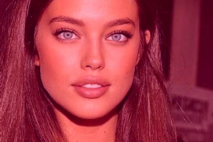 Clara, 36, a chestnut grey-eyed caucasian companion based in Maloianysol. Offering Deep French Kissing, Travel Companion, Girlfriend Experience, 69. Availabl...