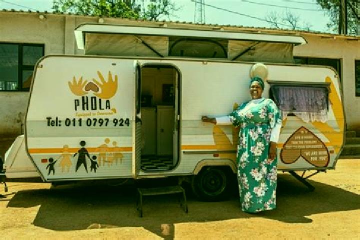 Clara, 36 — Escort in Phola, South Africa