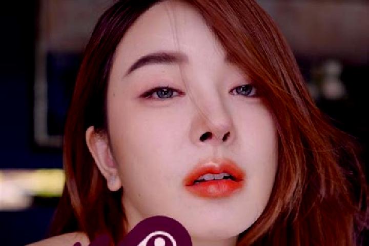 Clara, 36 — Escort in Yae Twin Kone, Myanmar