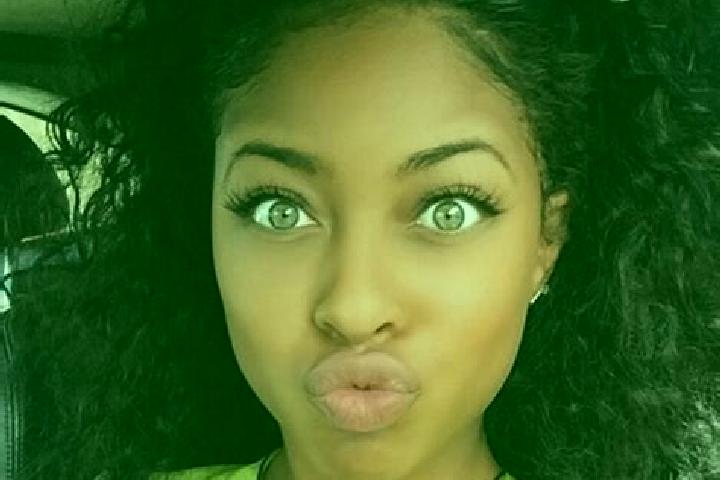 Clara, 37, a black green-eyed ebony companion based in Rumillies. Offering Couples, Dinner Date, Domination, Tantra, Massage. Available for incall and outcal...