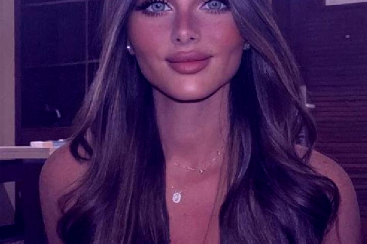 Clara, 37, a brunette amber-eyed middle eastern companion based in Nyzhnye. Offering Party Girl, Dinner Date, Travel Companion, 69. Available for incall and ...