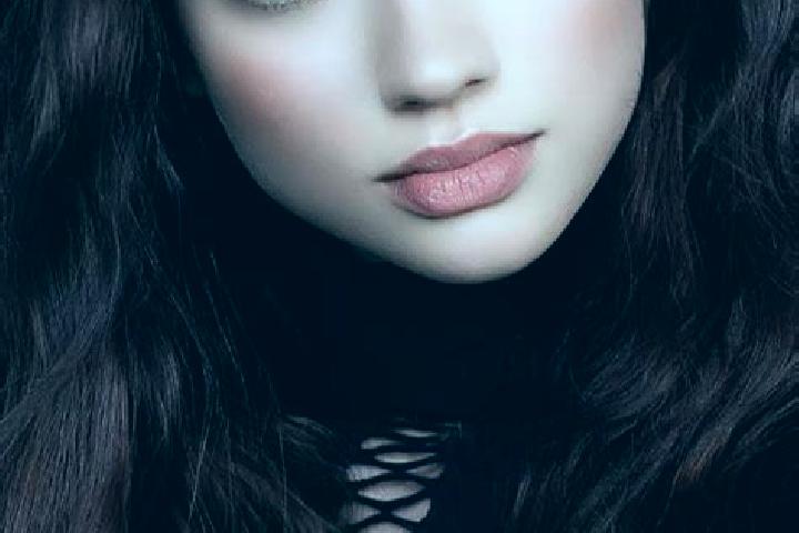 Clara, 37, a brunette dark-eyed european companion based in Nura i-ye Now. Offering Couples, Domination, Erotic Massage, Duos. Available for incall and outca...