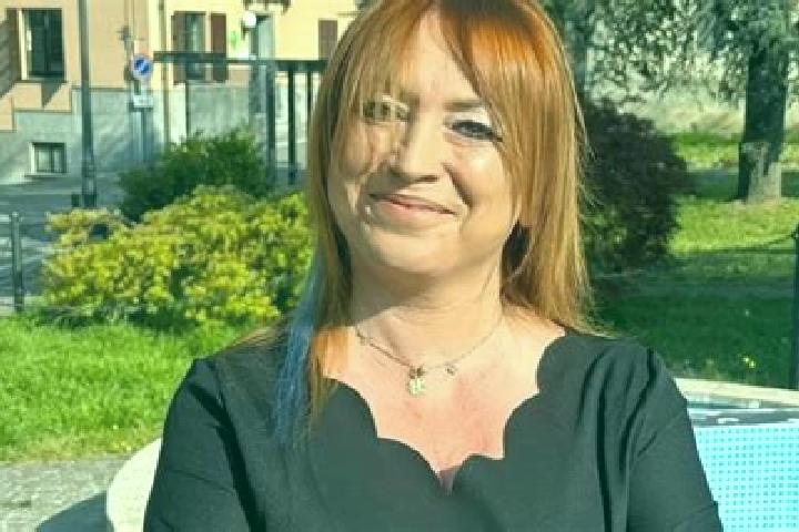 Clara, 37, a red green-eyed latina companion based in San Damiano al Colle. Offering Domination, Roleplay, Girlfriend Experience, OWO. Available for incall a...