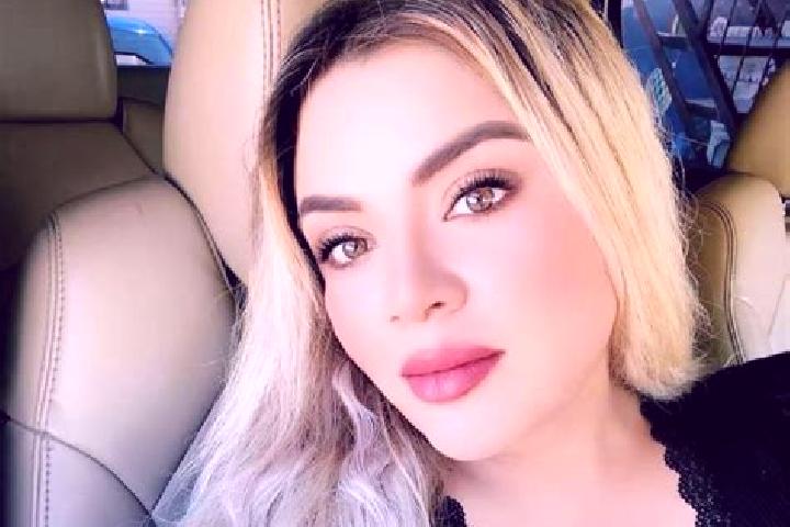 Clara, 37 — Escort in Nacozari Viejo, Mexico