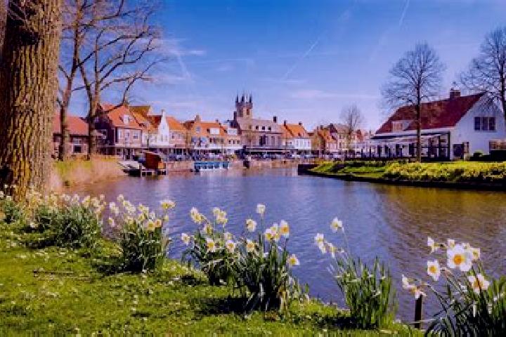 Clara, 37 — Escort in Sluis, Netherlands