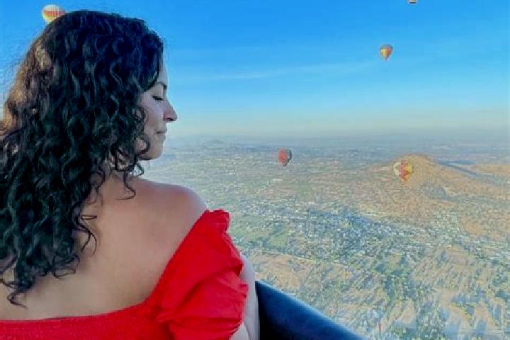 Clara, 37 — Escort in Tesechoacan, Mexico