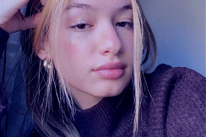 Clara, 38, a blonde brown-eyed indian companion based in Sille-le-Philippe. Offering BDSM, Roleplay, OWO, GFE. Available for incall and outcall, day and even...