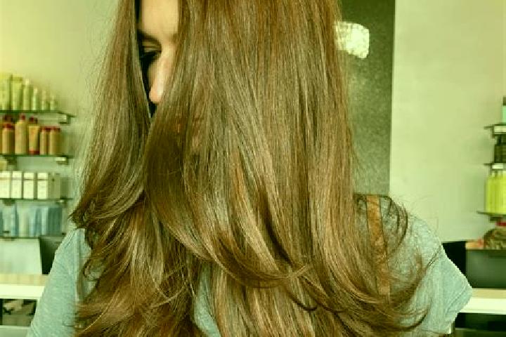 Clara, 38, a chestnut green-eyed middle eastern companion based in Vitali. Offering Tantra, Erotic Massage, Girlfriend Experience. Available for incall and o...