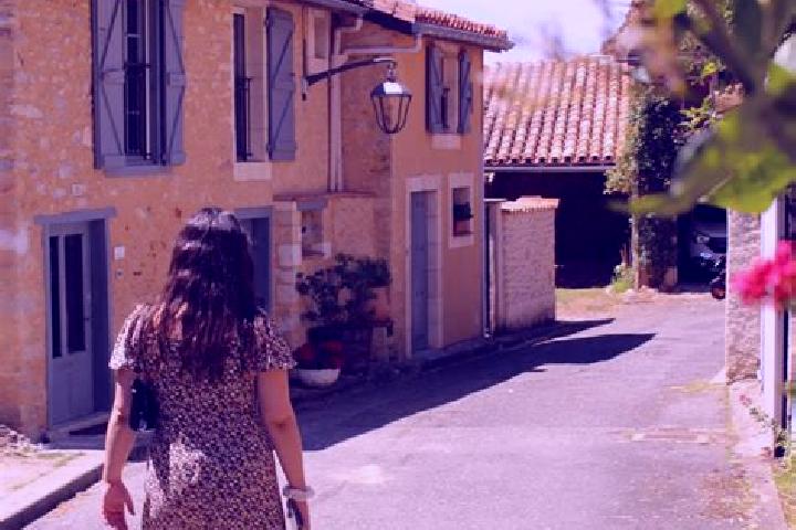 Clara, 38 — Escort in Aurignac, France